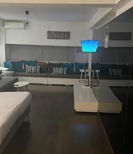 Loft For 4 To The Center Of 塞萨洛尼基
