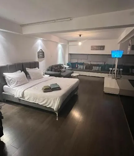 דירה Loft For 4 To The Center Of *