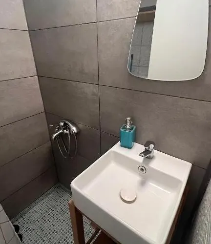 דירה Loft For 4 To The Center Of